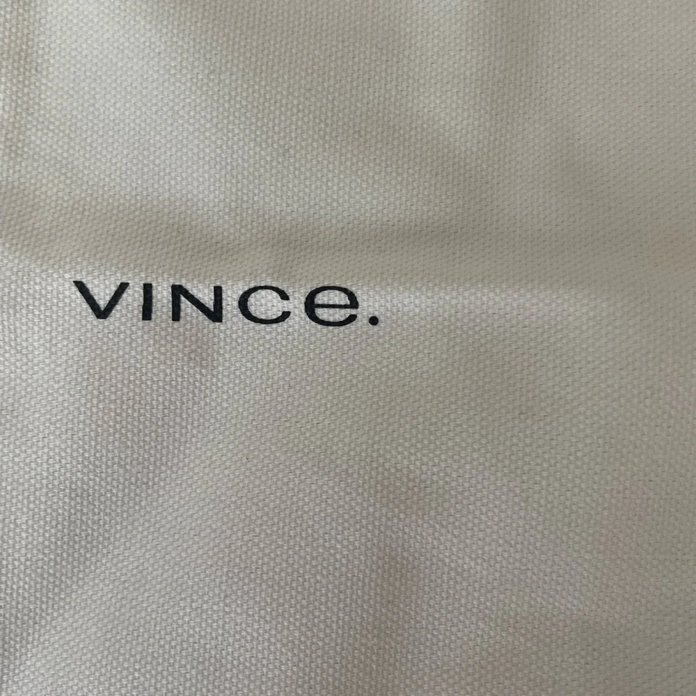 Vince Dustbag - Picture 2 of 2